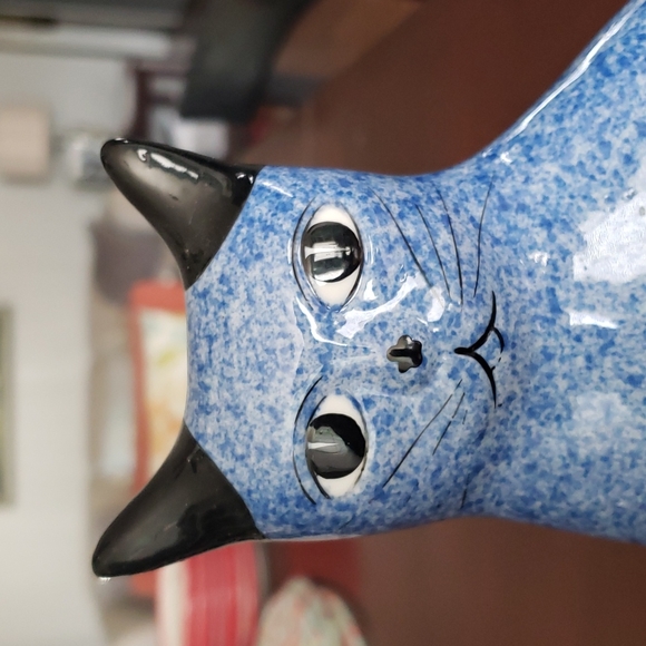 Vintage Porcelain Blue Spongeware Speckled Cat - Picture 2 of 6